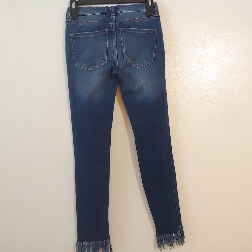 Free people. Distressed skinny jeans. - Picture 3 of 9